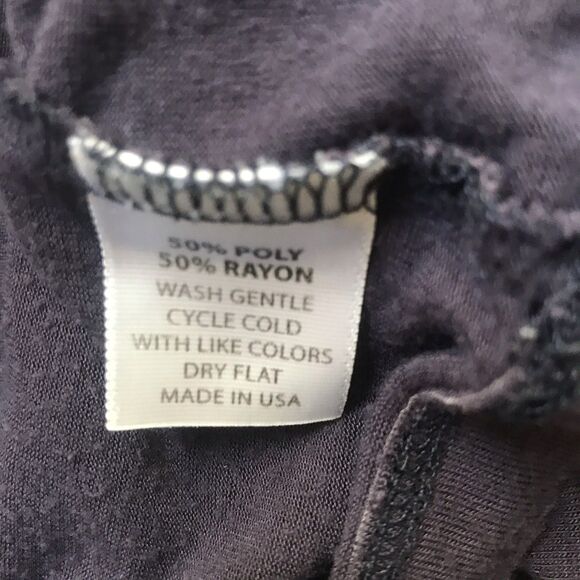 NOM Maternity Shirt Sz XS Purple Henley Button Front Short Sleeve Stretch Scoop - Picture 6 of 8